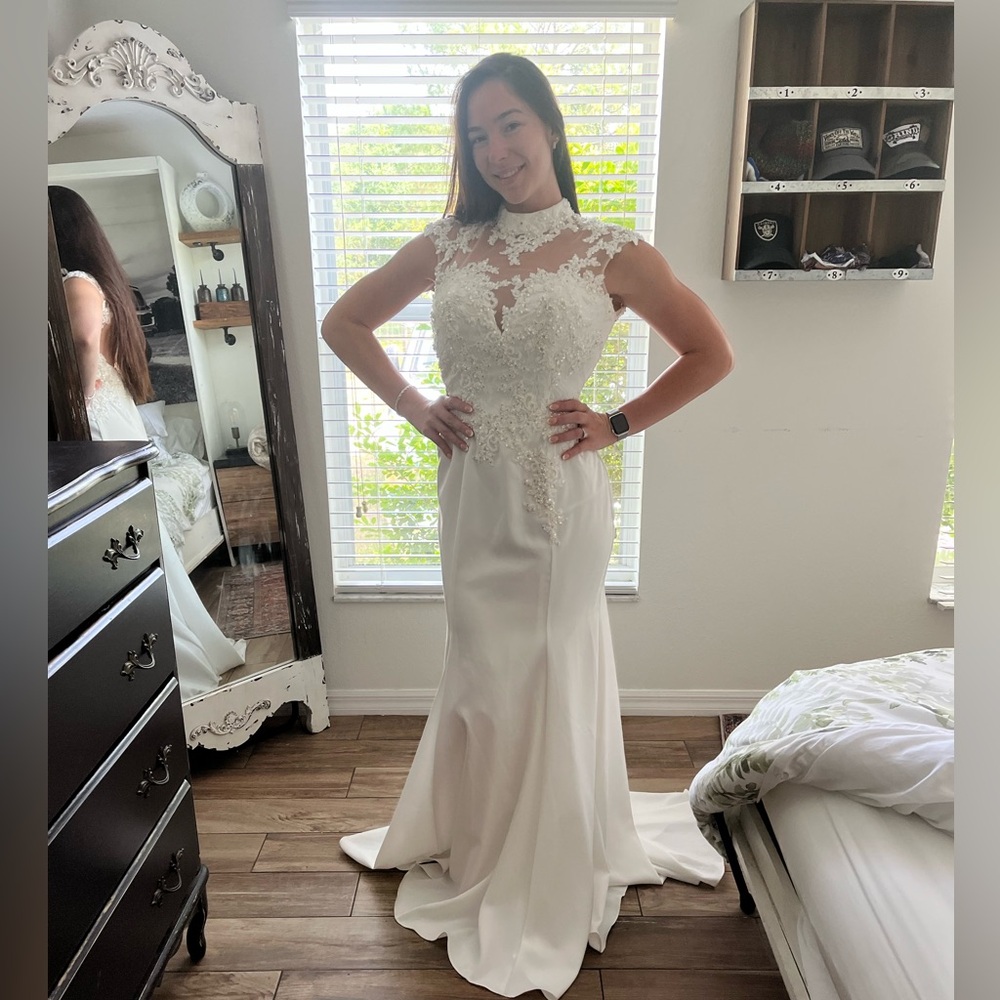 Wedding dress